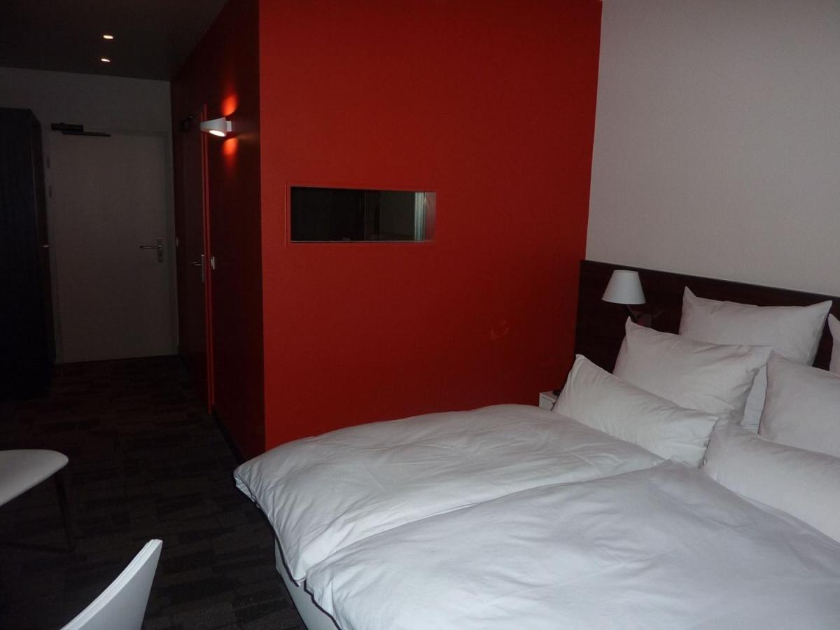 Hotel Saint-Hubert Hambach Exteriör bild
